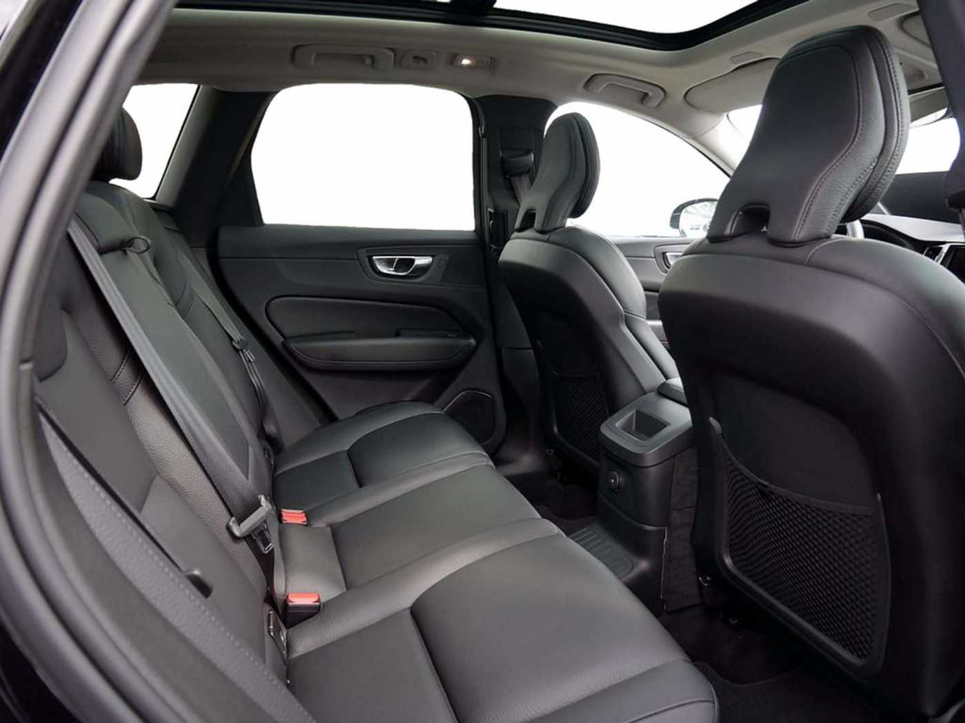 Volvo  T6 Inscription Expression Recharge AWD