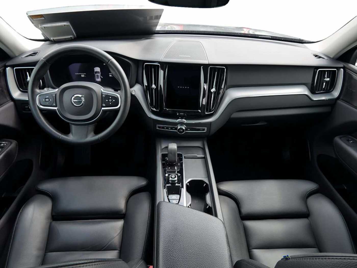 Volvo  T6 Inscription Expression Recharge AWD
