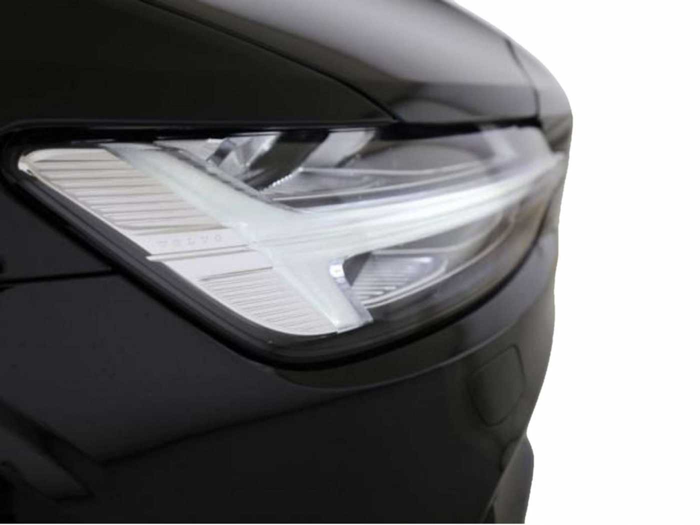 Volvo  B5 Benzin AWD Ultimate Dark