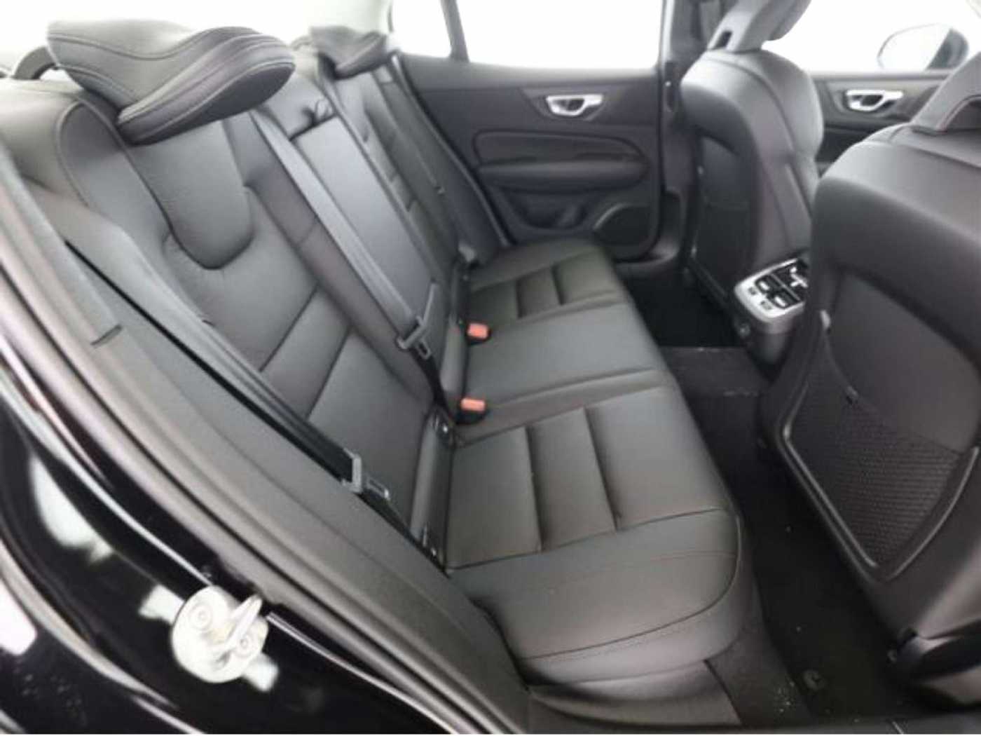Volvo  B5 Benzin AWD Ultimate Dark