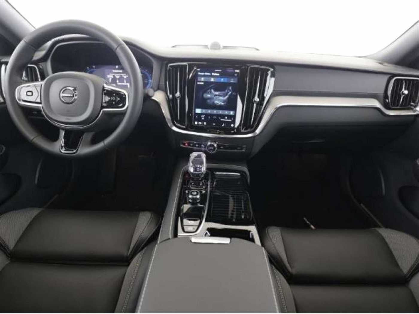 Volvo  T8 Twin Engine AWD Ultimate Dark Plug-InE6