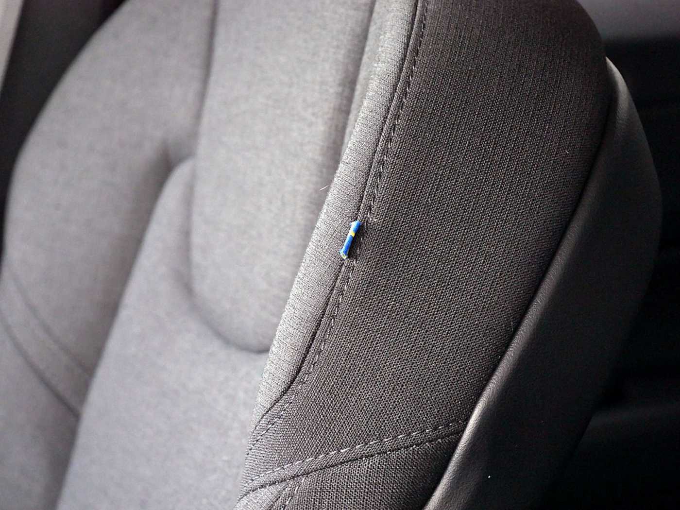 Volvo  B4 Momentum Pro SHZ KAMERA FACEL. LED