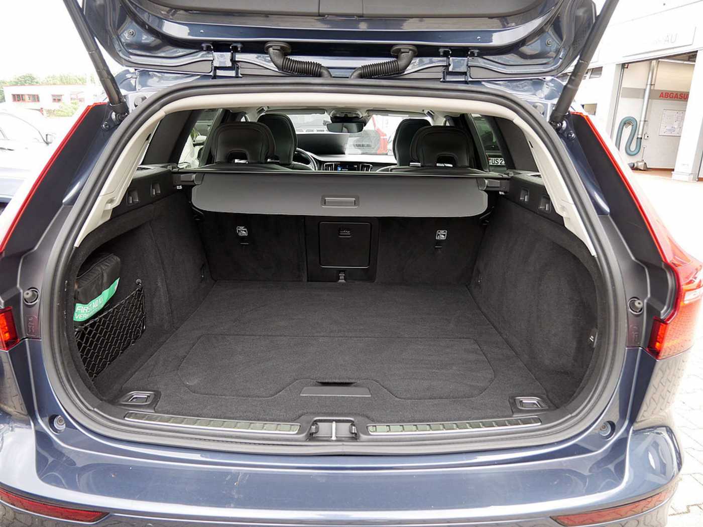 Volvo  Recharge T6 AWD Inscription Expression