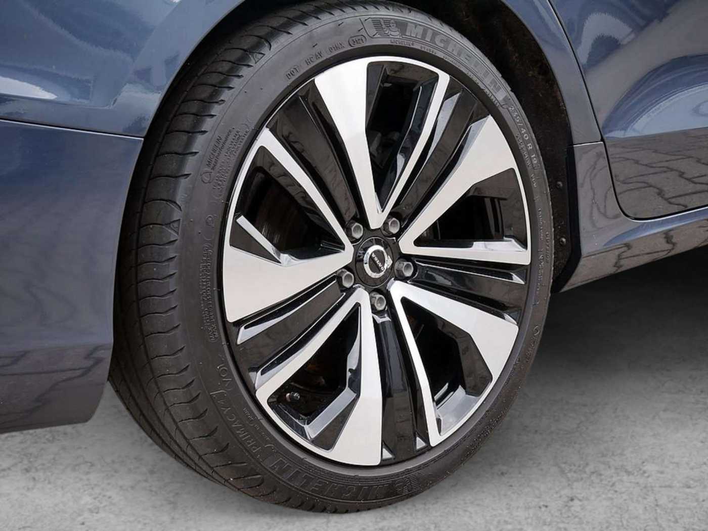 Volvo  Recharge T6 AWD Inscription Expression