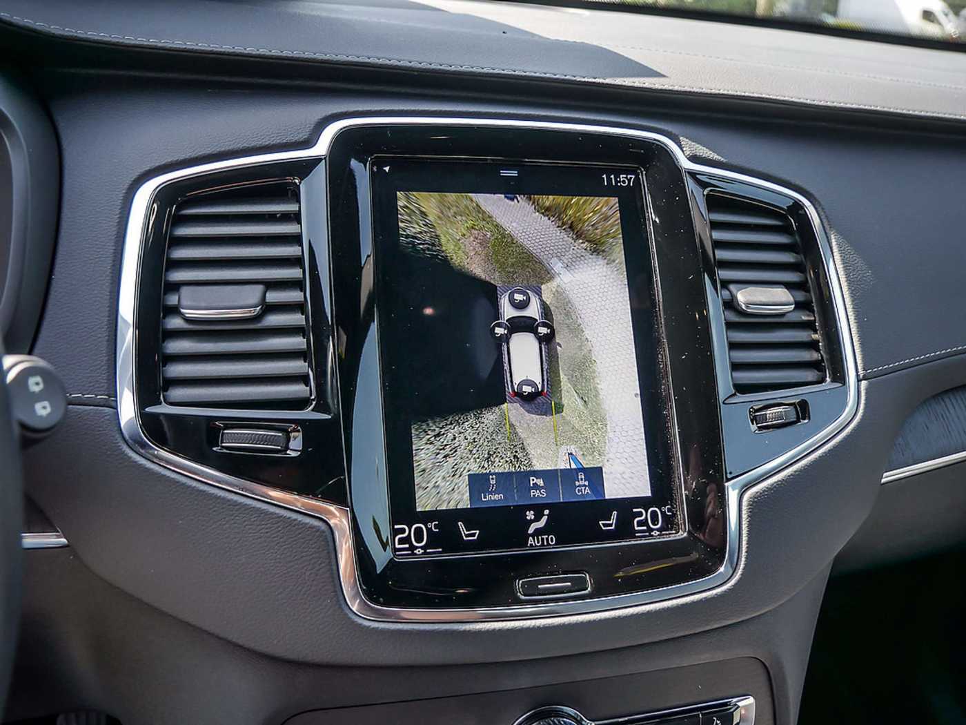 Volvo  2.0 Plus Bright Recharge Plug-In Hybrid AWD