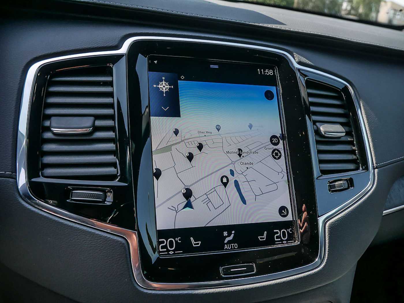 Volvo  2.0 Plus Bright Recharge Plug-In Hybrid AWD