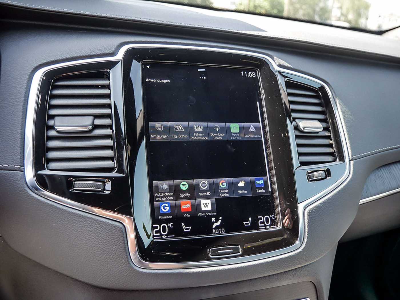 Volvo  2.0 Plus Bright Recharge Plug-In Hybrid AWD
