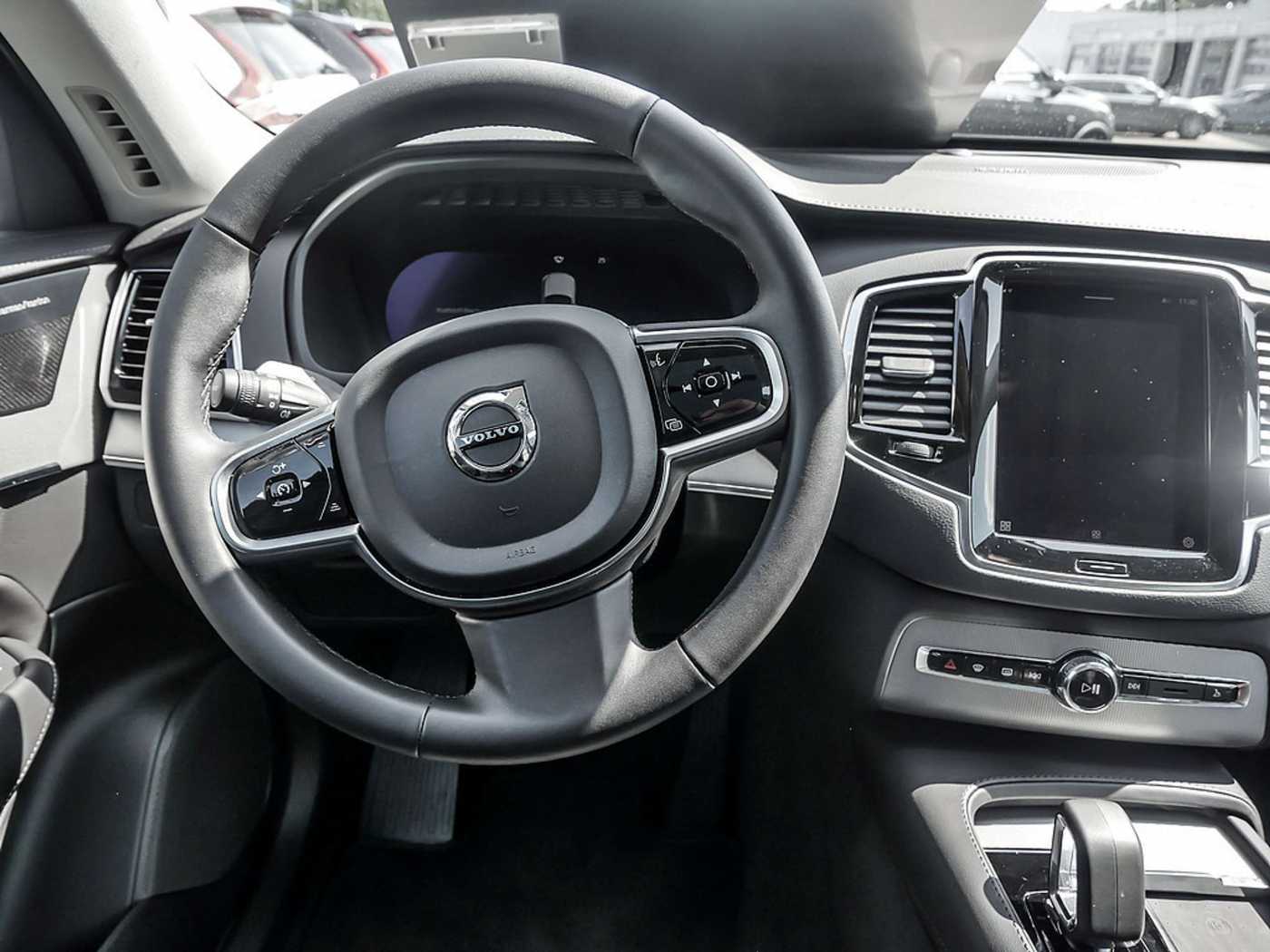 Volvo  2.0 Plus Bright AWD FACEL. STANDHZ LED