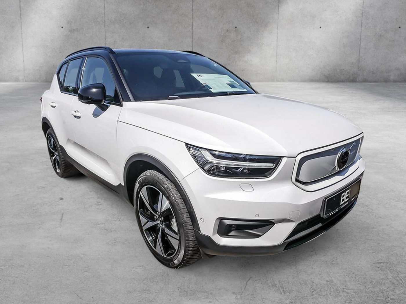 Volvo  Pro Recharge Pure Electric 2WD ACC LED