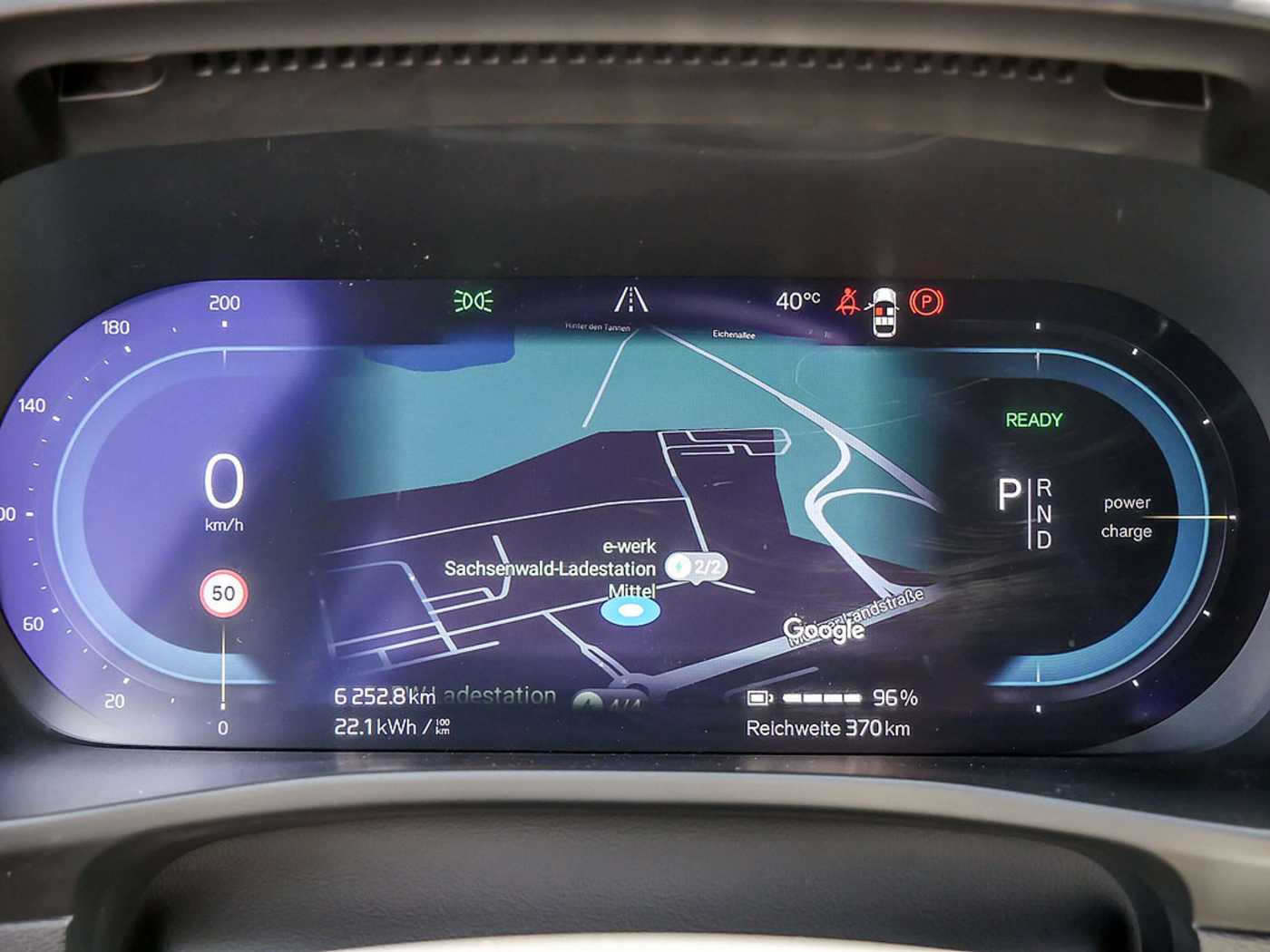 Volvo  Pro Recharge Pure Electric 2WD ACC LED