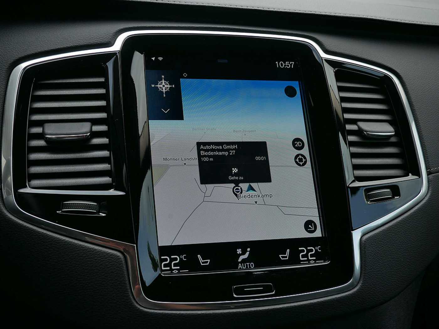 Volvo  2.0 Plus Bright Recharge Plug-In Hybrid AWD