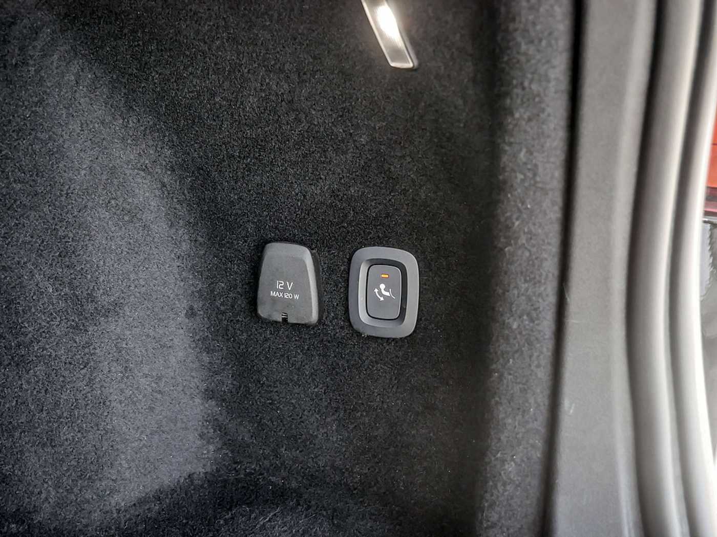 Volvo  T8 Recharge Plus Dark AWD KAMERA H/K LED