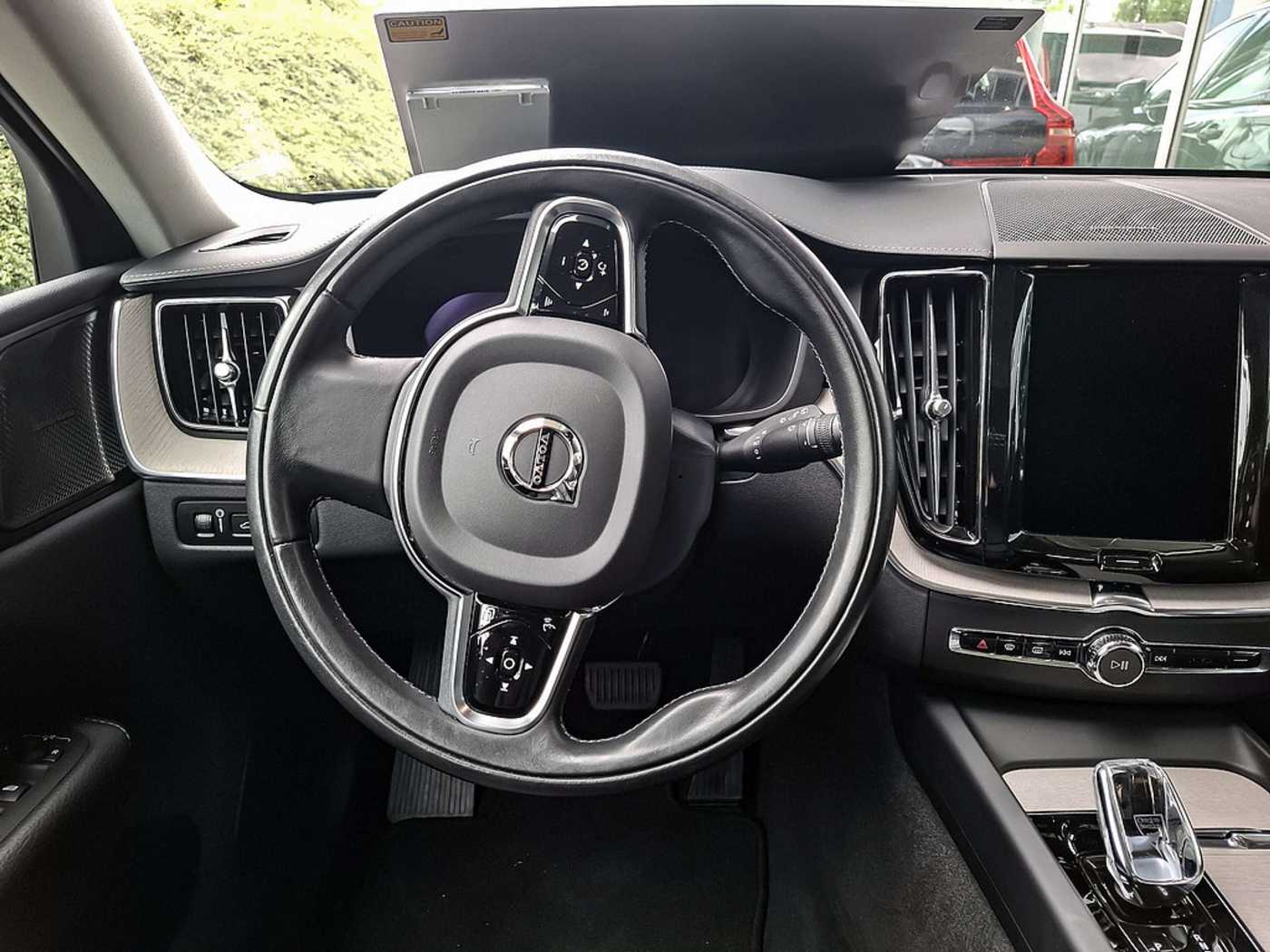 Volvo  T8 Recharge Inscription HGSD FACEL. LED