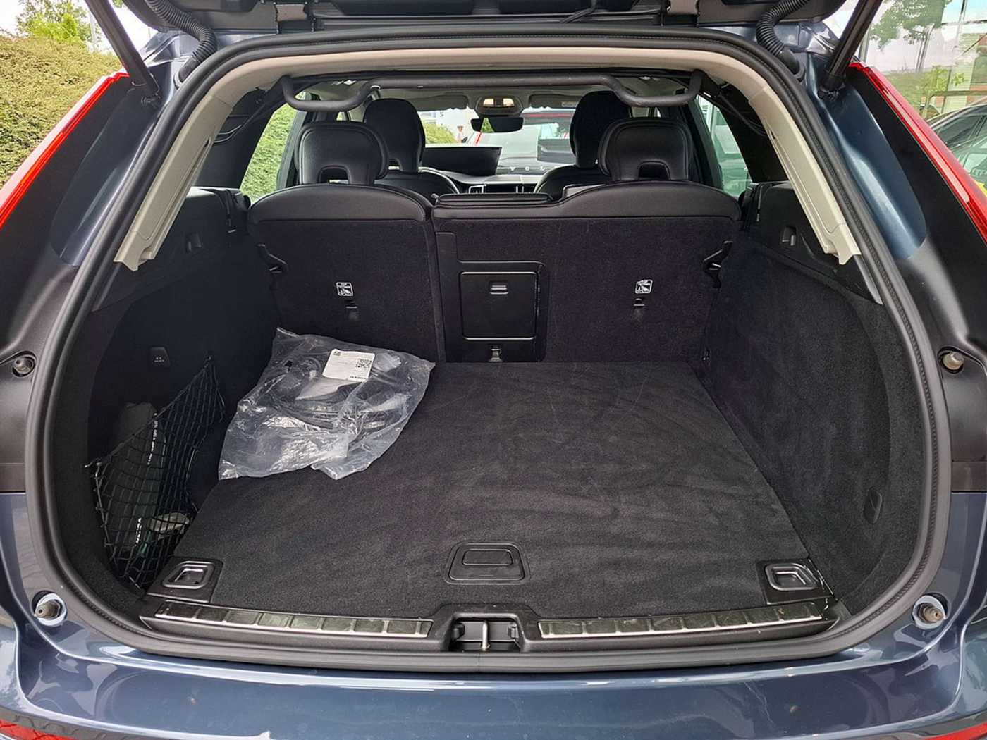 Volvo  T8 Recharge Inscription HGSD FACEL. LED