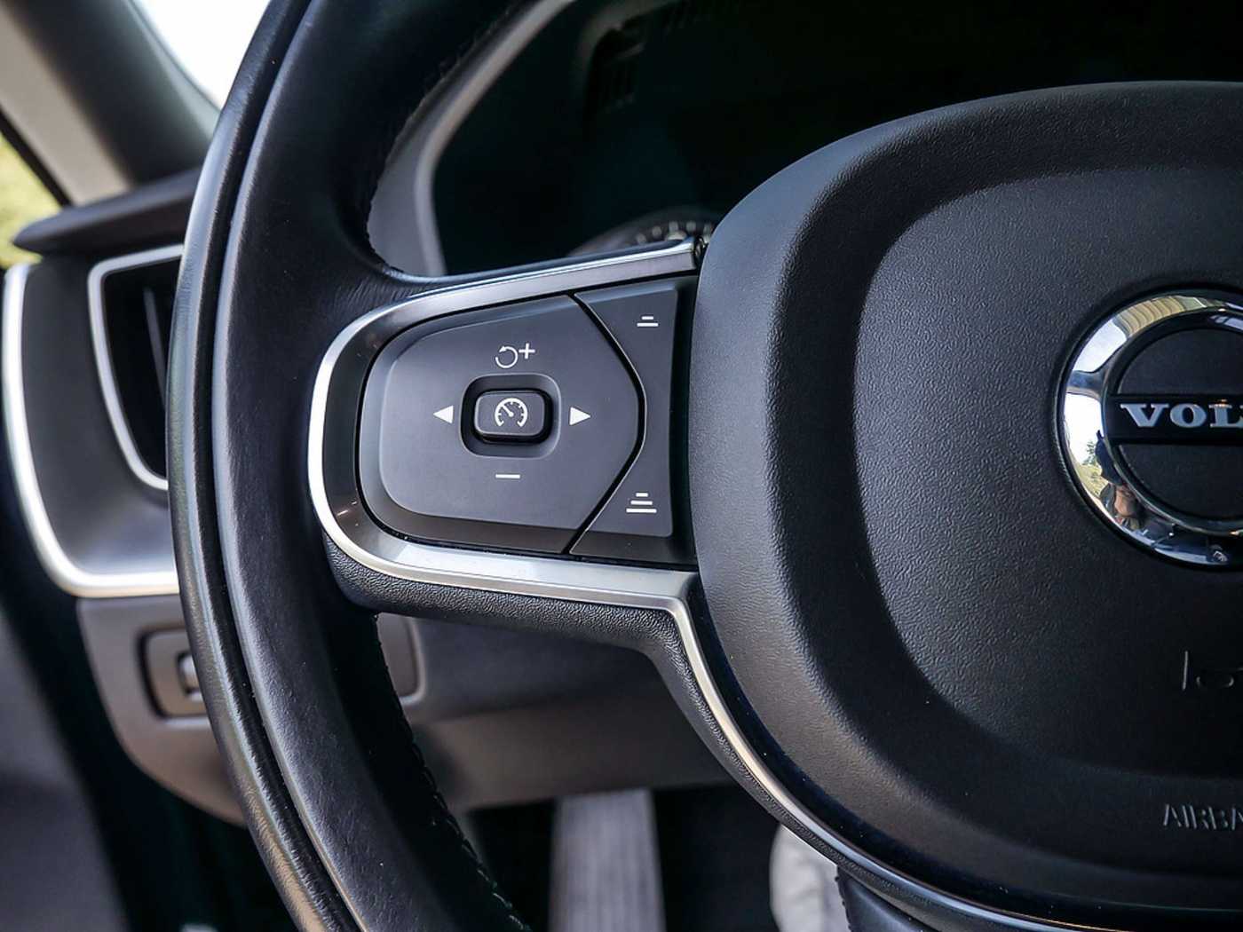 Volvo  T6 Inscription Expression Recharge AWD
