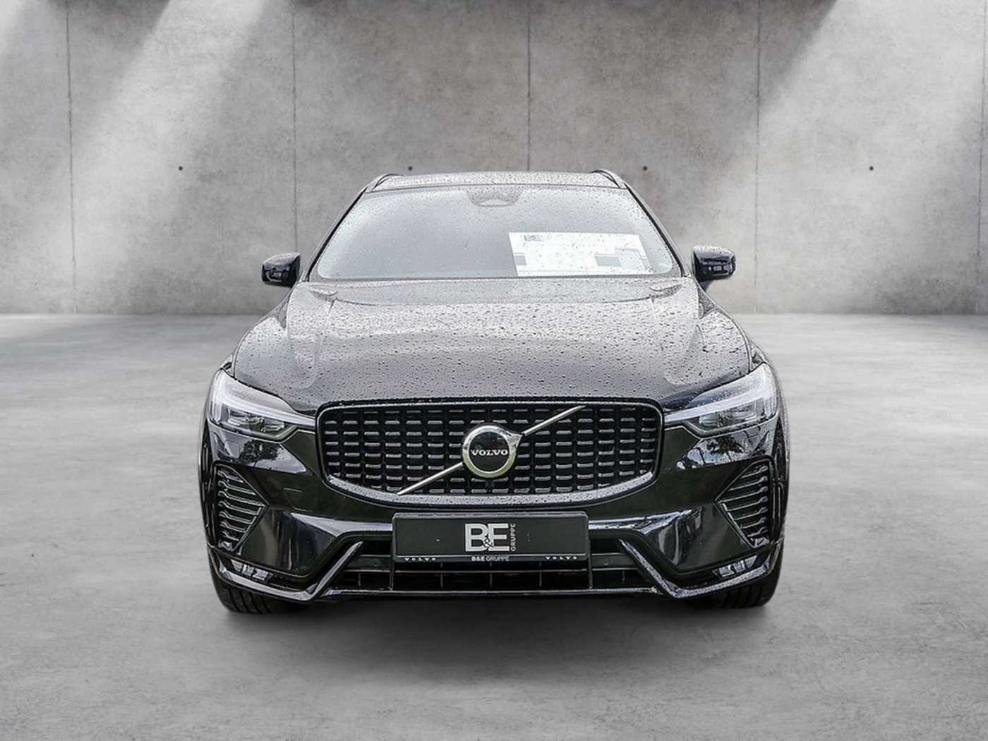 Volvo  B4 Plus Dark KAMERA FACEL. STANDHZ LED