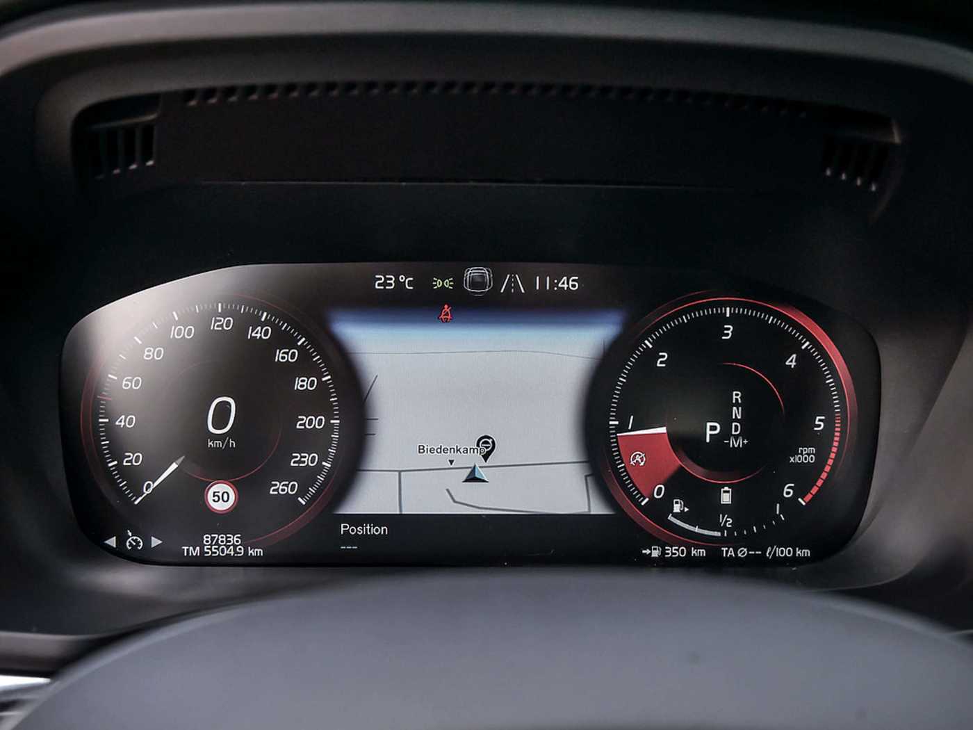 Volvo  B4 Inscription AWD KAMERA H/K NAVI LED