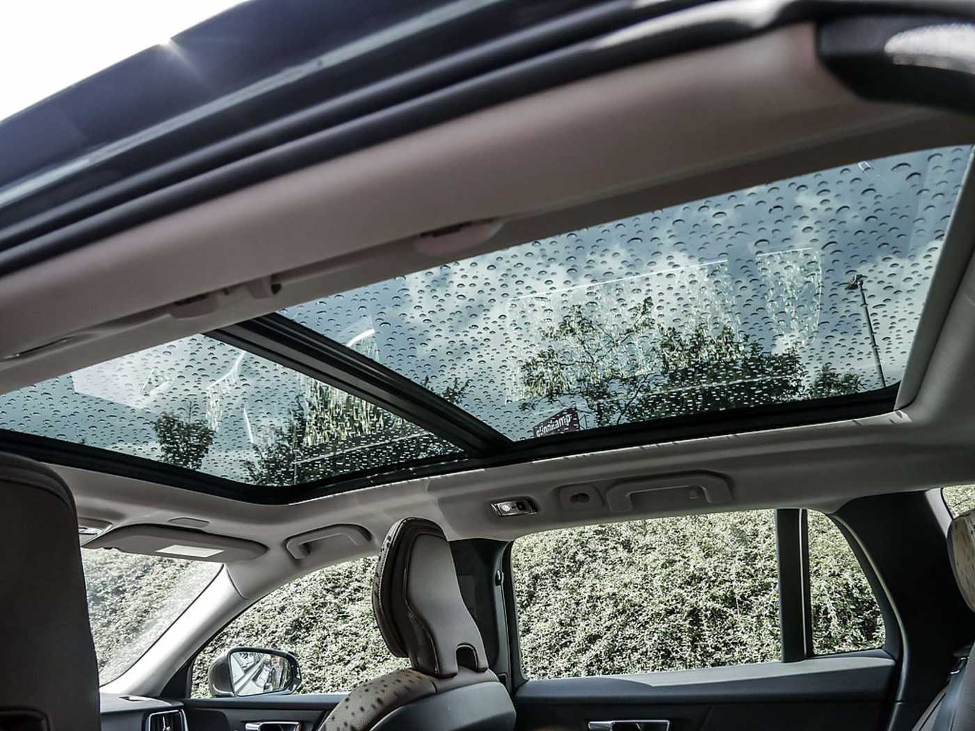 Volvo  T4 Inscription LEDER KAMERA HGSD NAVI LED