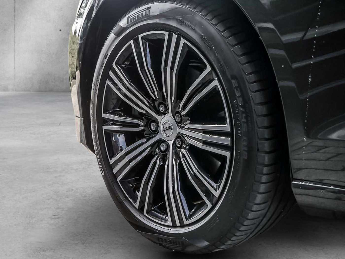 Volvo  T4 Inscription LEDER KAMERA HGSD NAVI LED
