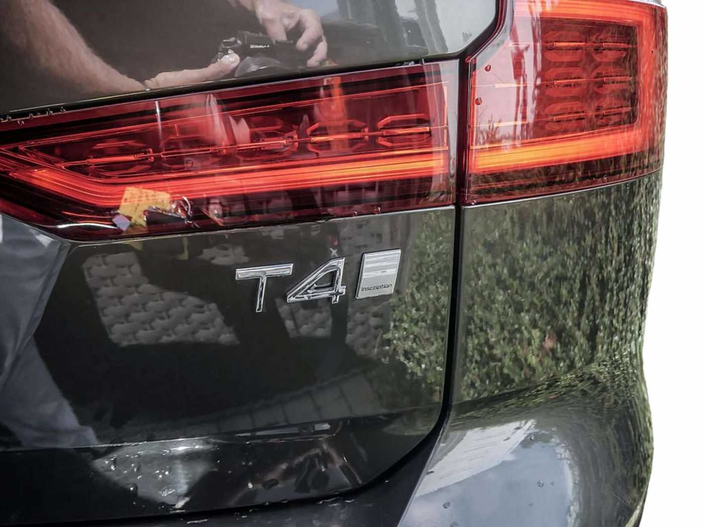 Volvo  T4 Inscription LEDER KAMERA HGSD NAVI LED