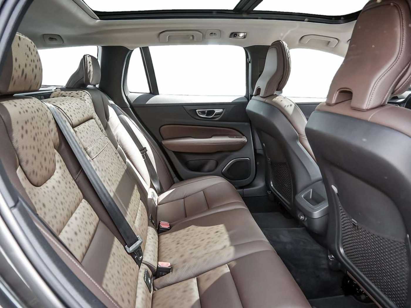 Volvo  T4 Inscription LEDER KAMERA HGSD NAVI LED