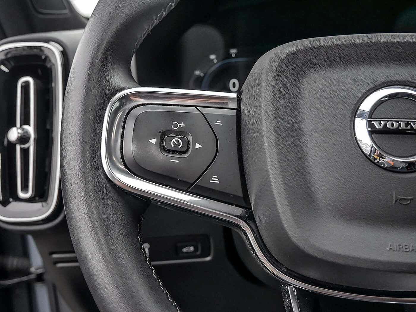 Volvo  1st Edition Recharge Pure Electric AWD