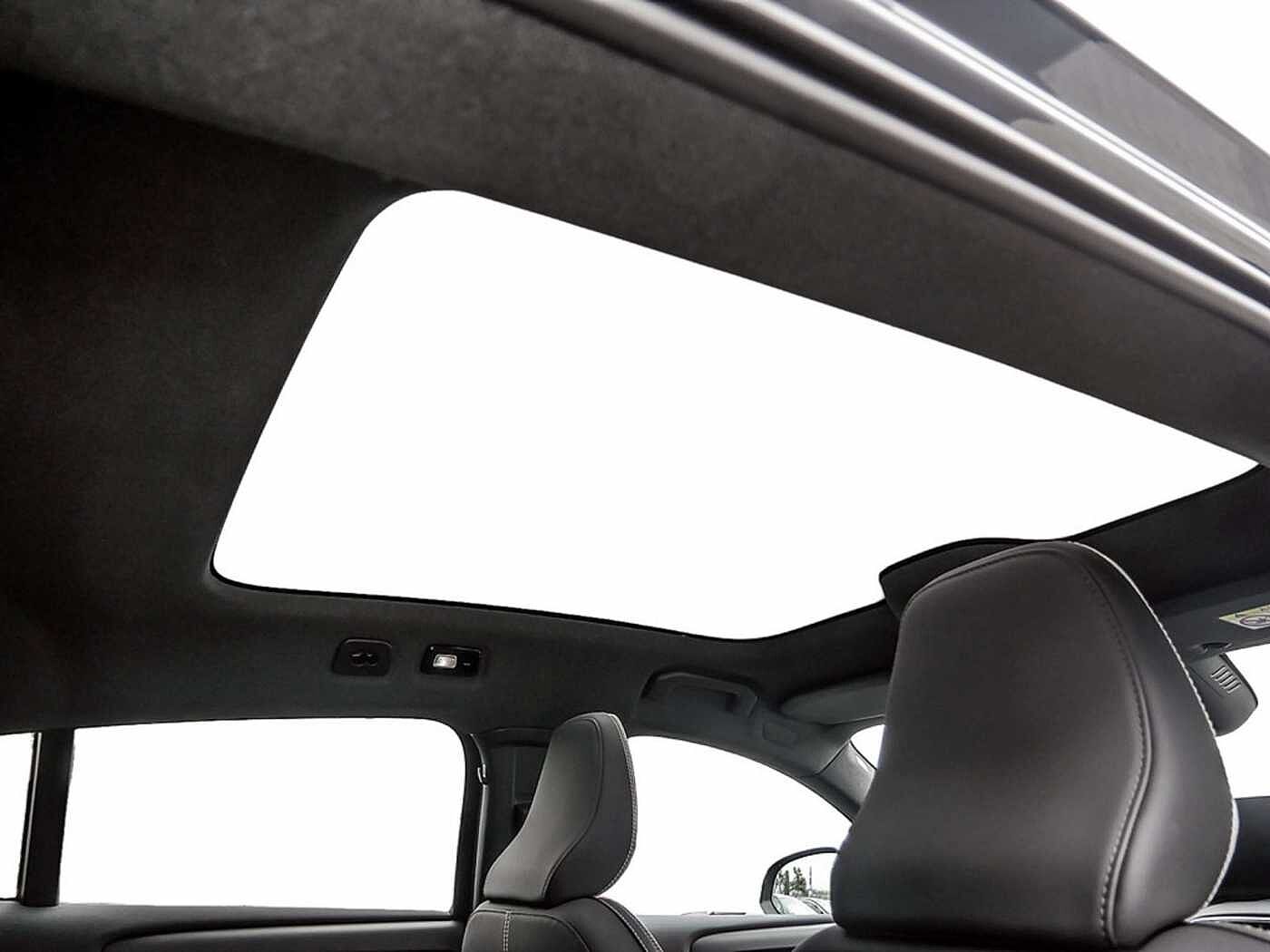 Volvo  1st Edition Recharge Pure Electric AWD