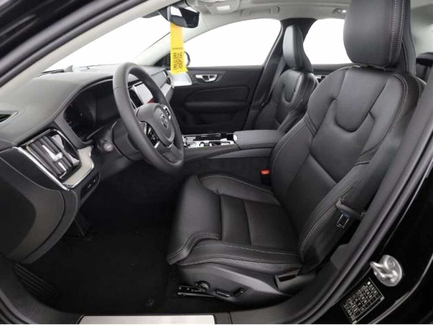 Volvo  T8 Ultimate Dark Recharge Plug-In Hybrid AWD