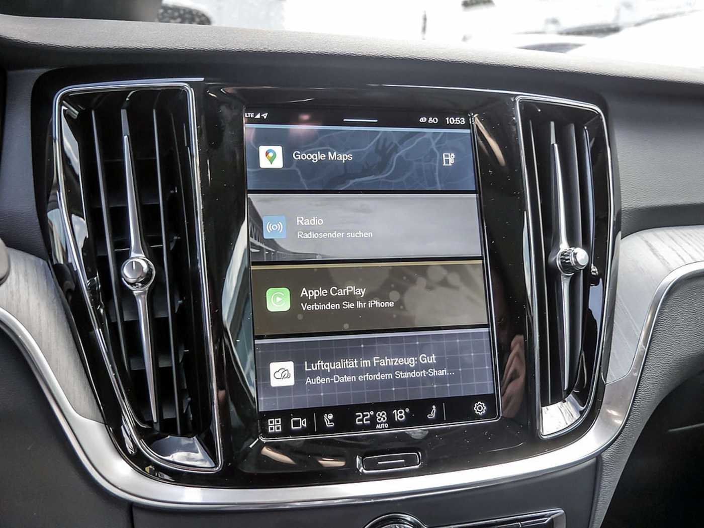 Volvo  Kombi 2.0 Plus Dark Recharge Plug-In Hybrid AWD