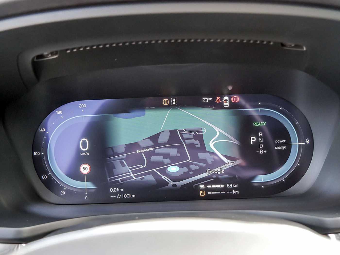 Volvo  Kombi 2.0 Plus Dark Recharge Plug-In Hybrid AWD