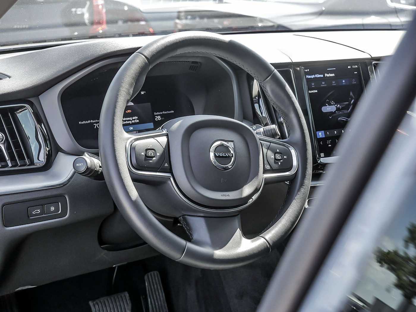 Volvo  2.0 Inscription Expression Recharge Plug-In Hybrid AWD