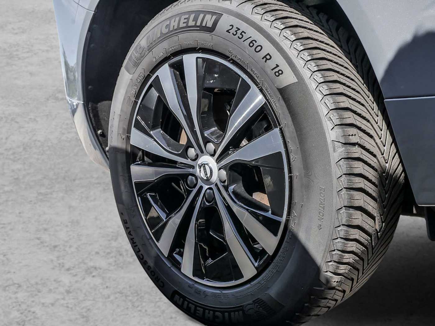 Volvo  2.0 Inscription Expression Recharge Plug-In Hybrid AWD