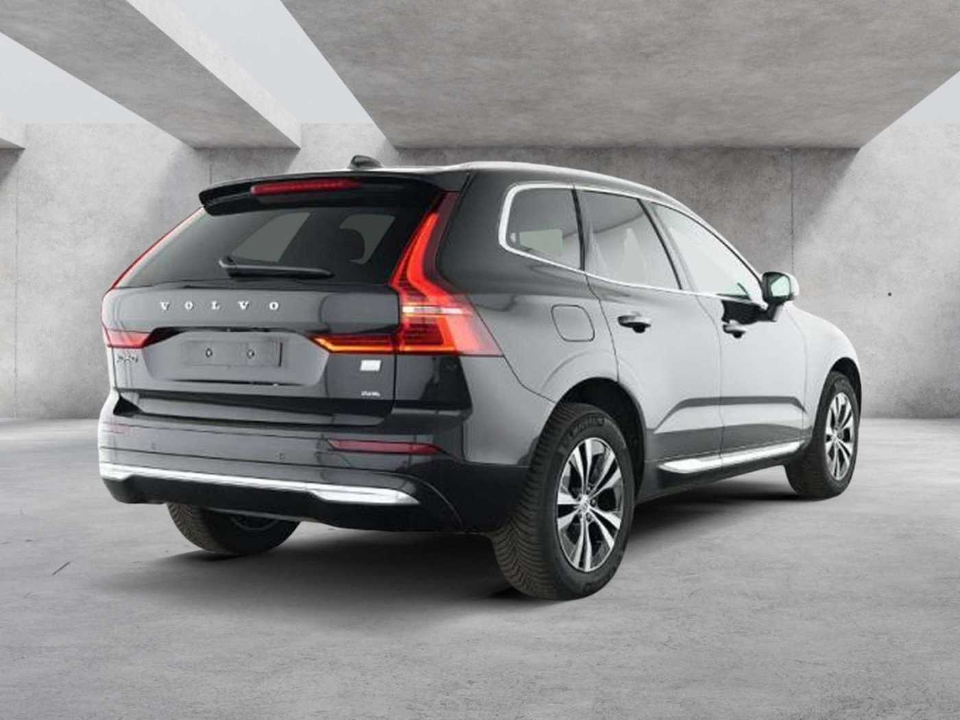 Volvo  T6 Core Recharge Plug-In Hybrid AWD