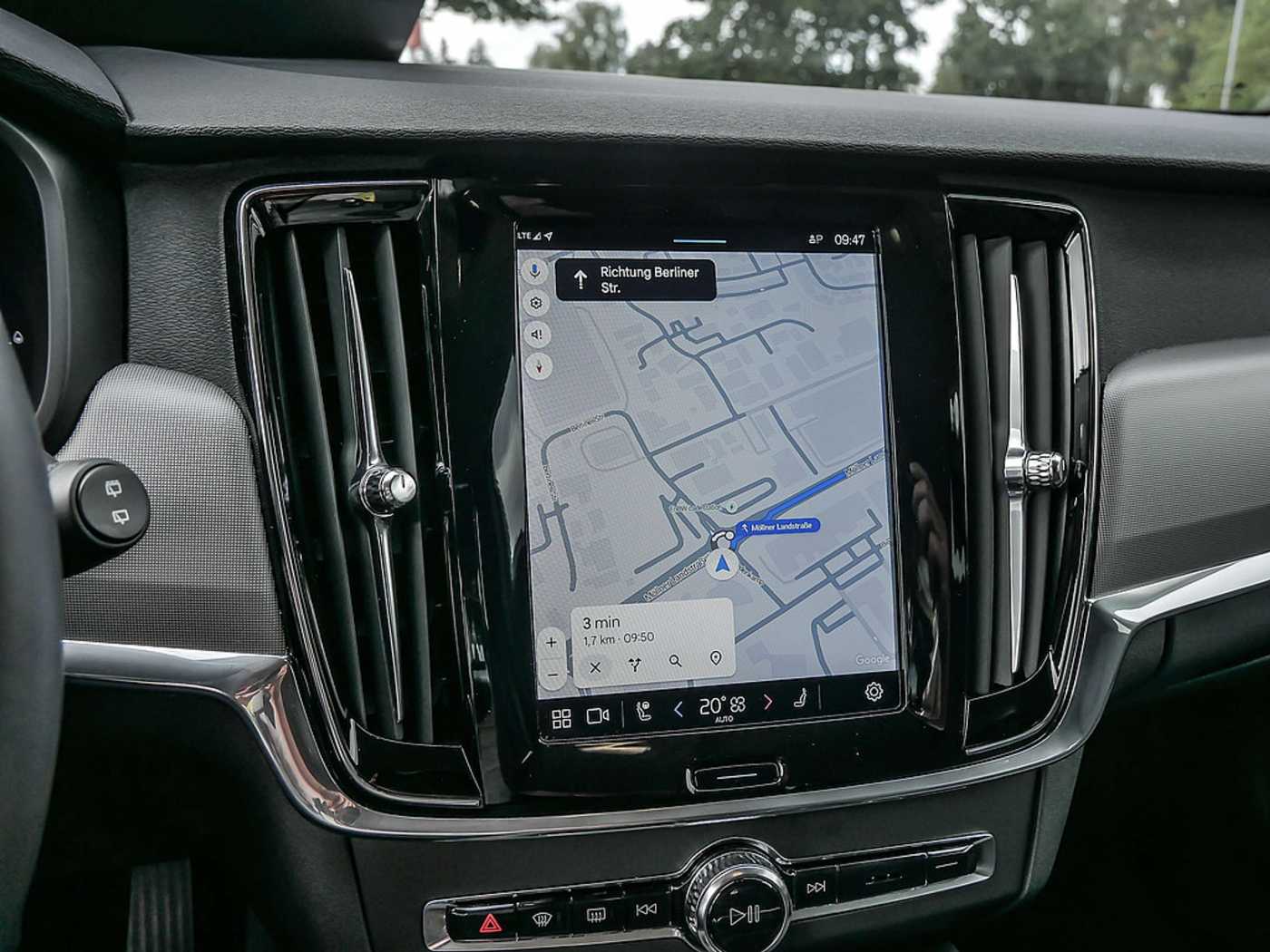 Volvo  Kombi 2.0 Inscription Recharge Plug-In Hybrid AWD