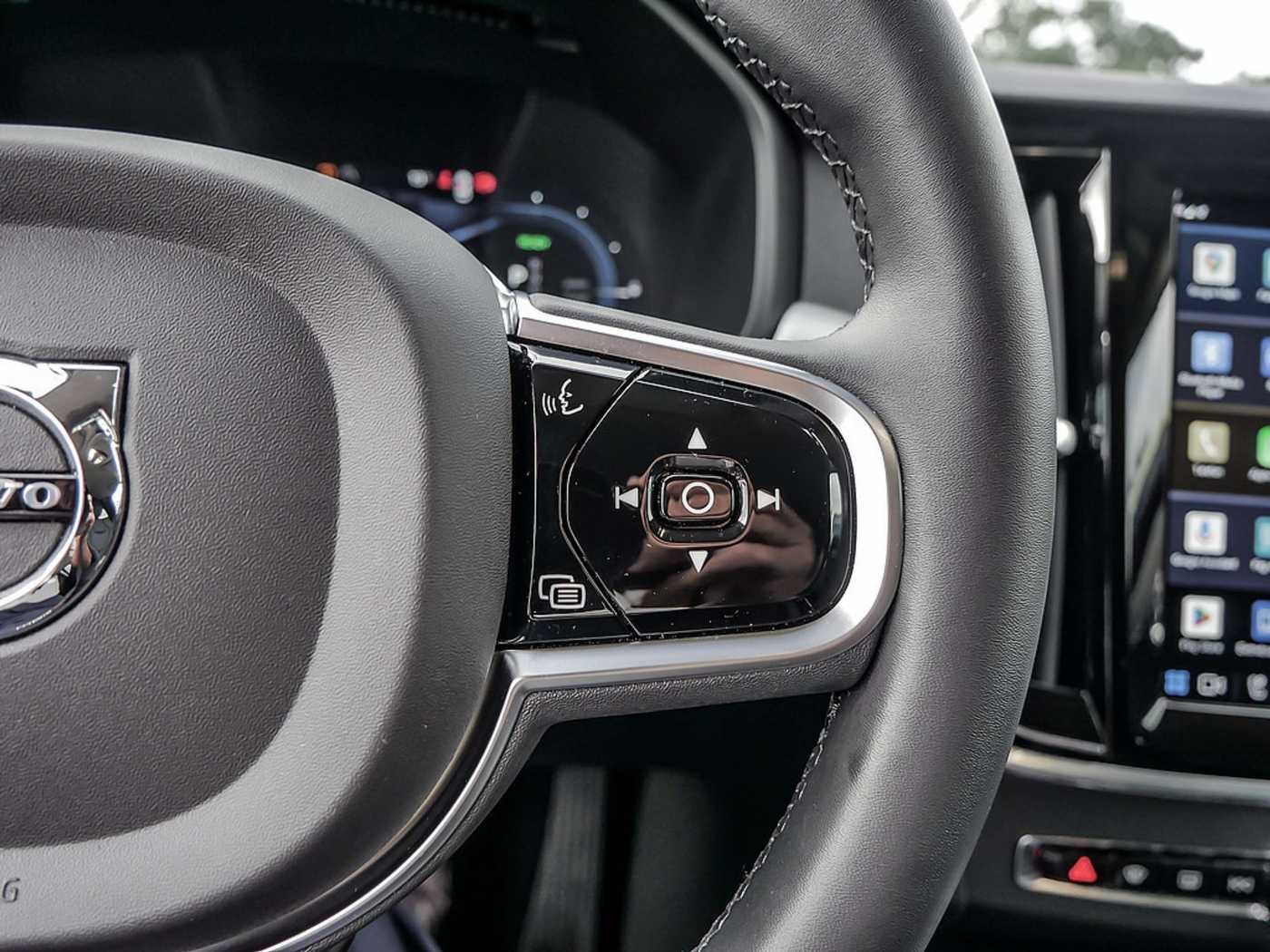 Volvo  Kombi 2.0 Inscription Recharge Plug-In Hybrid AWD