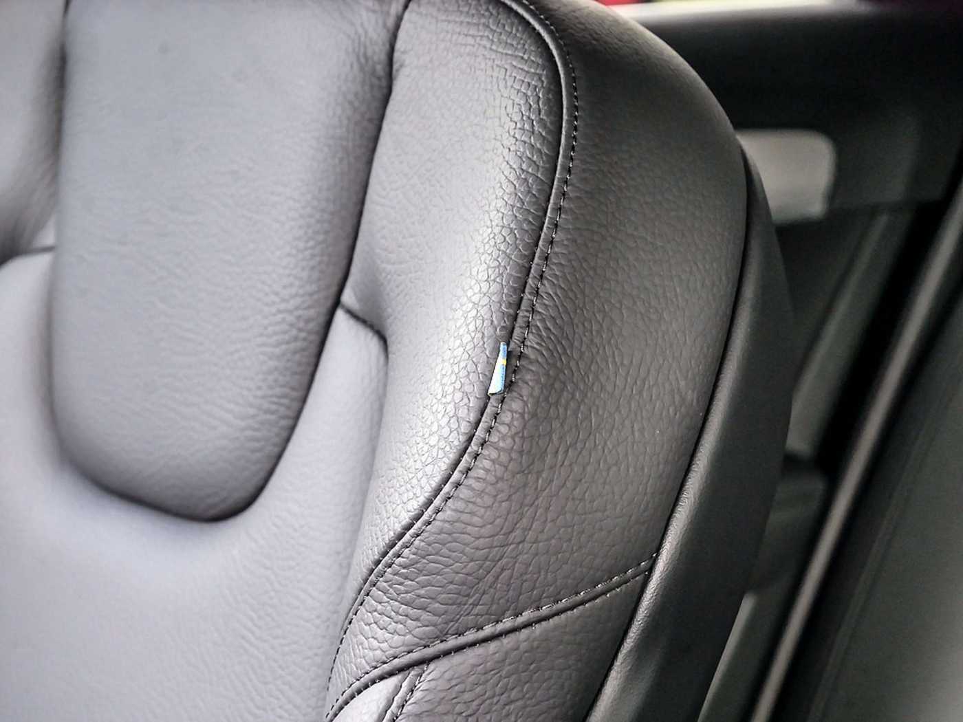 Volvo  Kombi 2.0 Inscription Recharge Plug-In Hybrid AWD