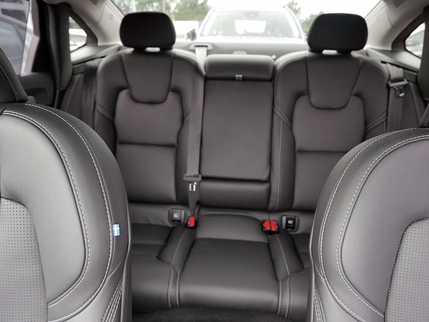 Volvo  T8 PHEV Ultimate Dark AWD