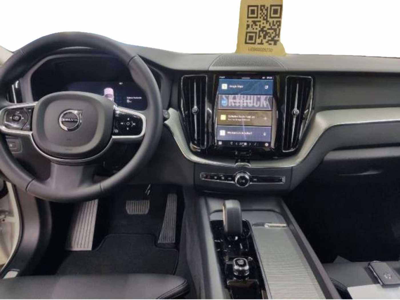 Volvo  T6 Plus Dark Recharge Plug-In Hybrid AWD