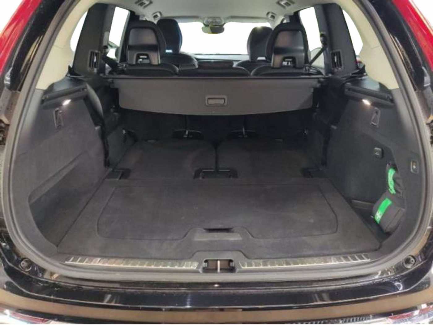 Volvo  T8 Core Recharge Plug-In Hybrid AWD