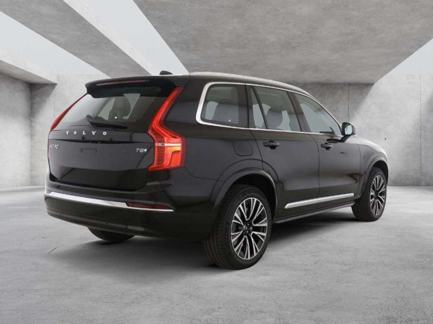 Volvo  T8 Ultra Bright Recharge Plug-In Hybrid AWD