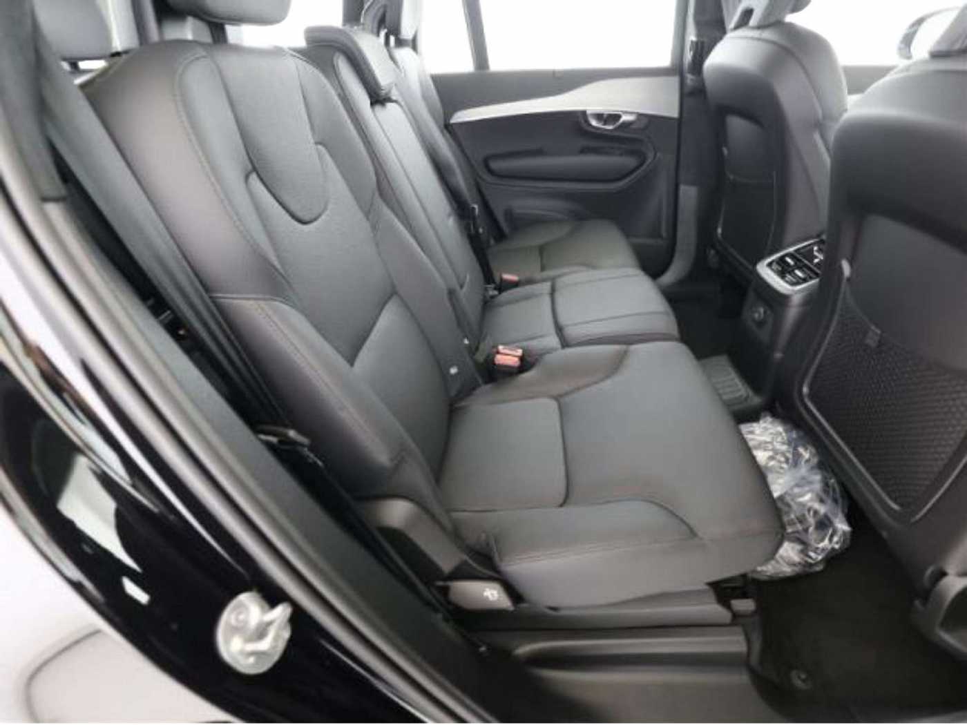 Volvo  T8 Ultra Bright Recharge Plug-In Hybrid AWD
