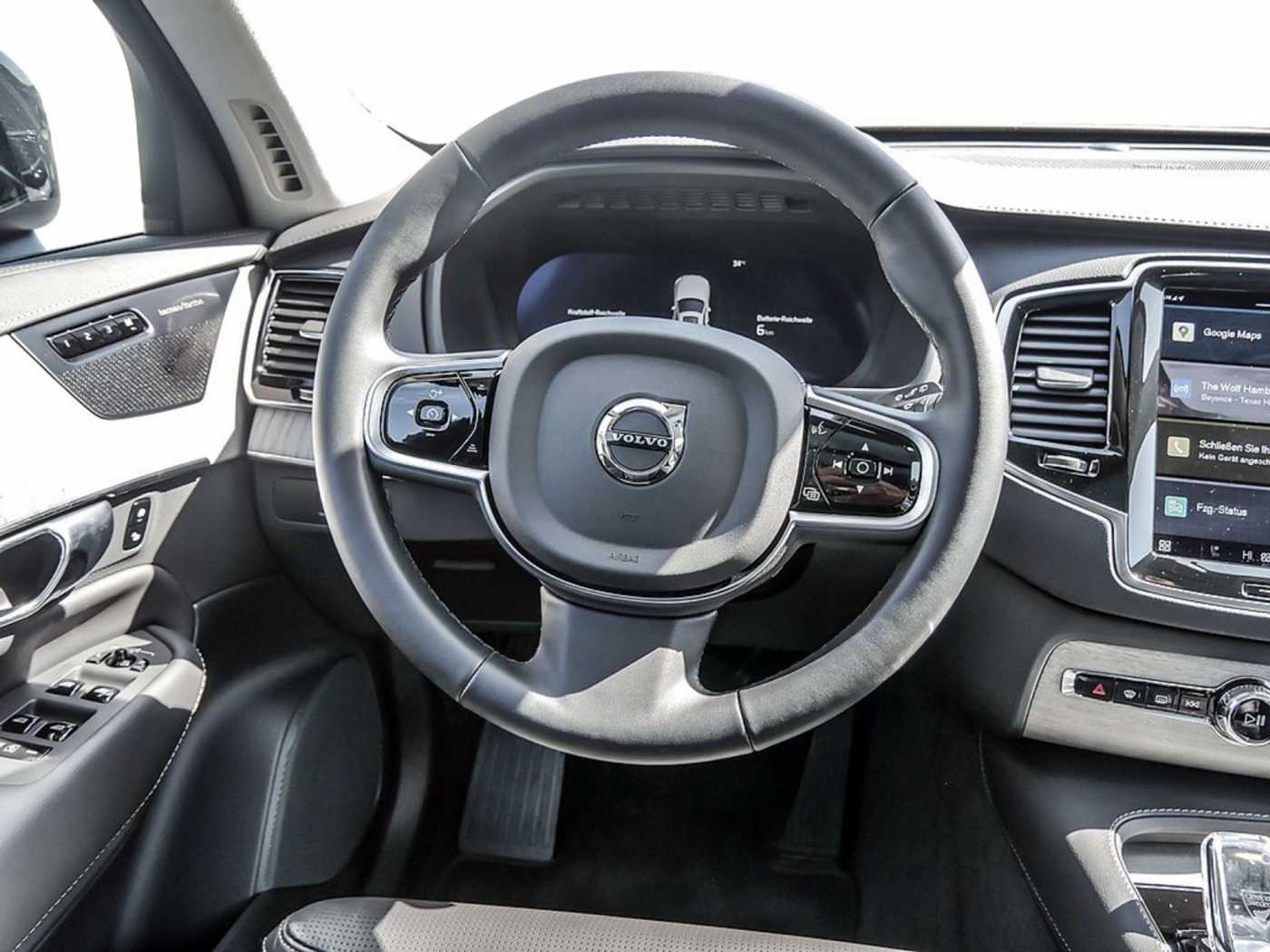 Volvo  T8 Ultra Dark Plug-In Hybrid AWD