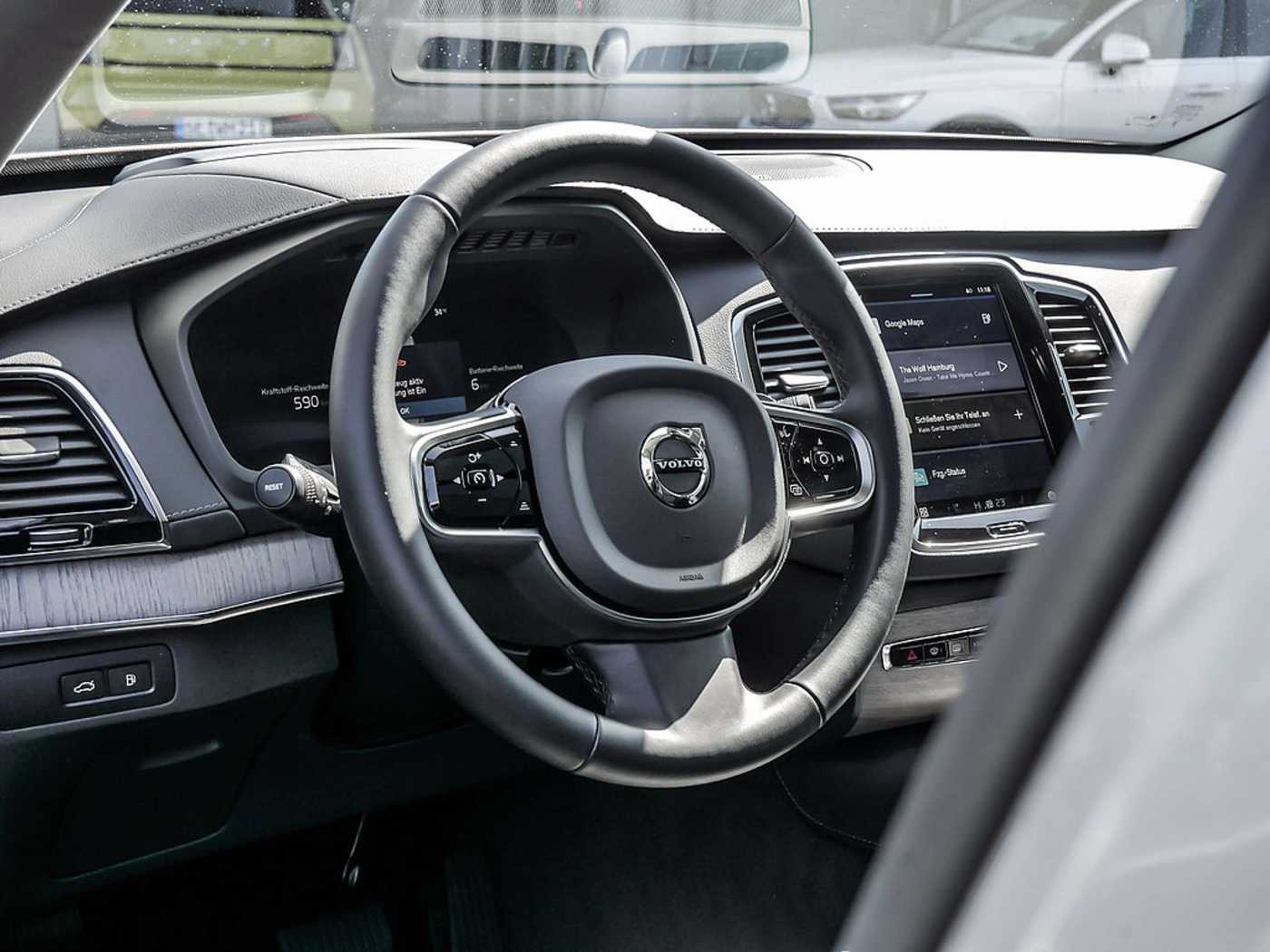 Volvo  T8 Ultra Dark Plug-In Hybrid AWD