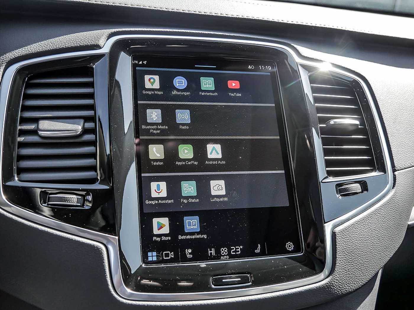 Volvo  T8 Ultra Dark Plug-In Hybrid AWD