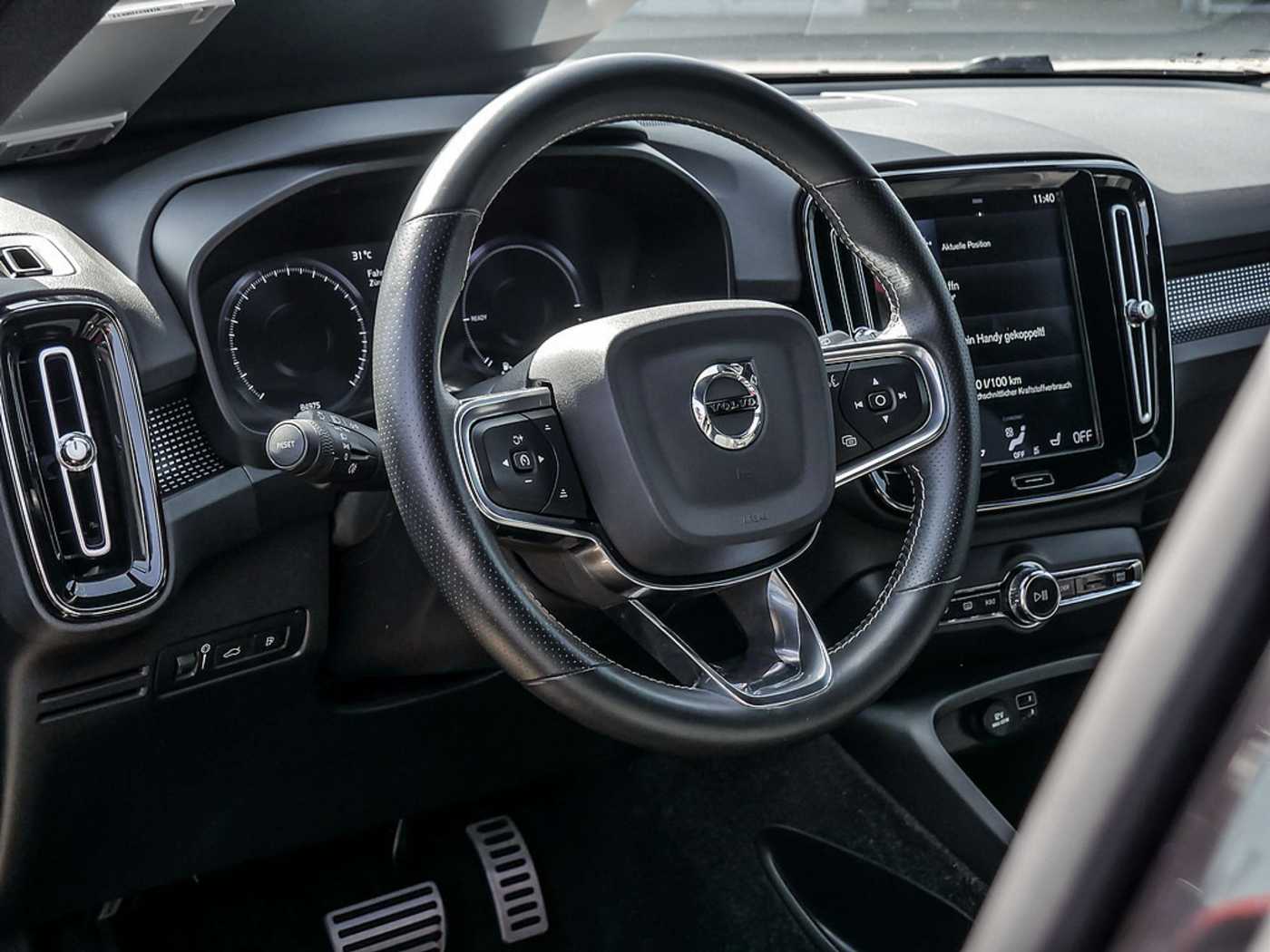 Volvo  T5 Recharge R-Design