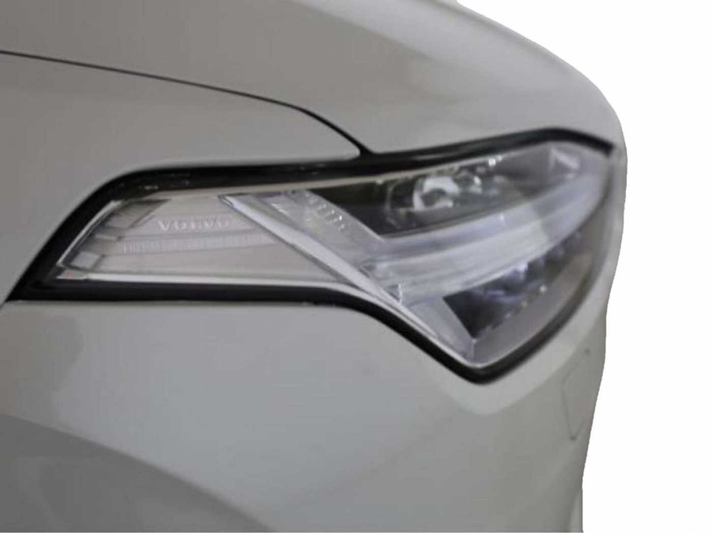 Volvo  T8 Plus Bright Recharge Plug-In Hybrid AWD