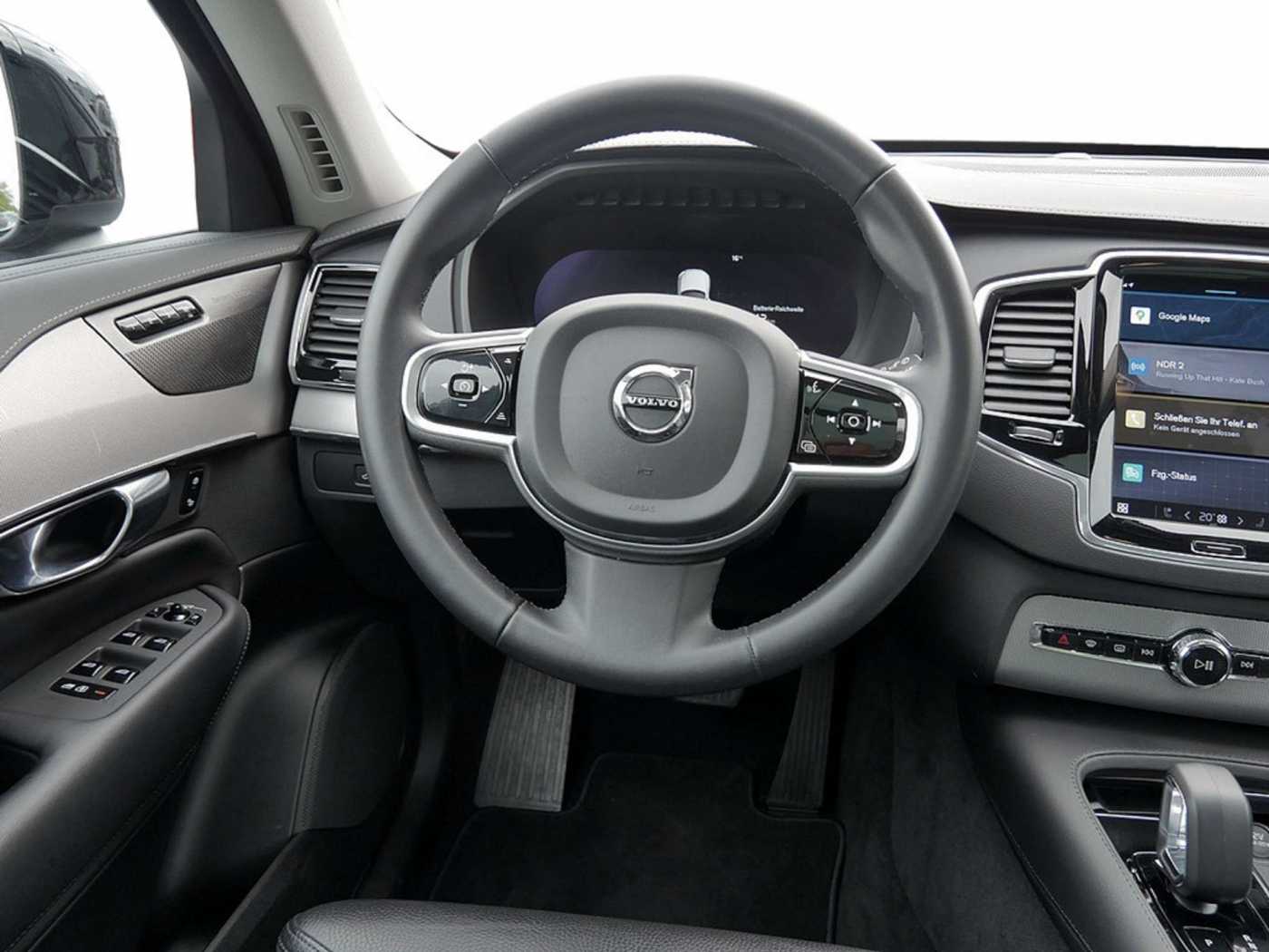Volvo  T8 Plus Dark Recharge Plug-In Hybrid AWD