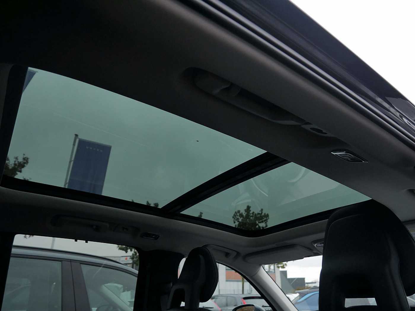 Volvo  2.0 Inscription Recharge Plug-In Hybrid AWD