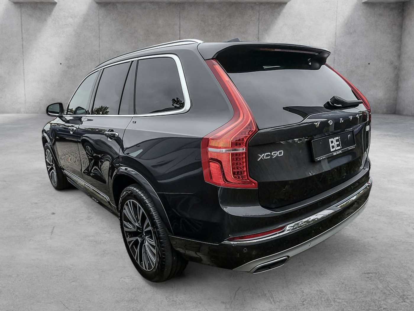 Volvo  2.0 Inscription Recharge Plug-In Hybrid AWD