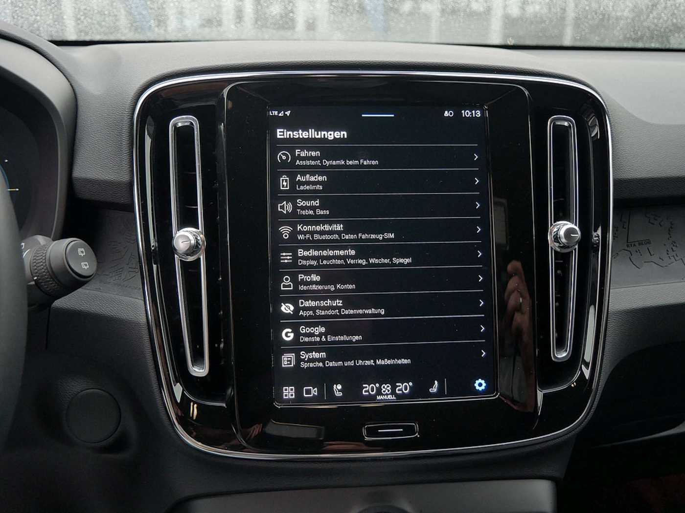 Volvo  Plus Recharge Pure Electric 2WD ACC LED